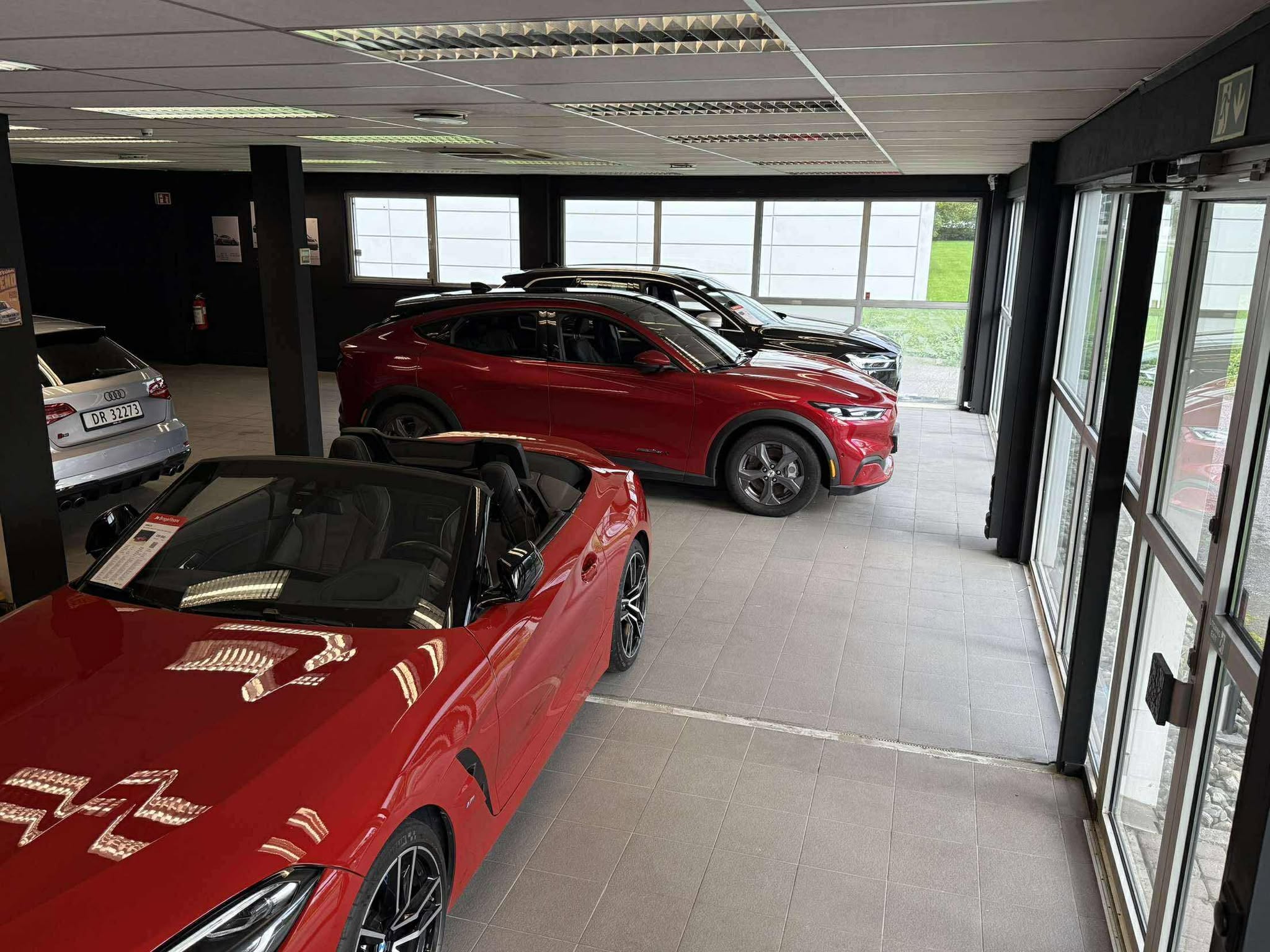 Moderne bilforhandler